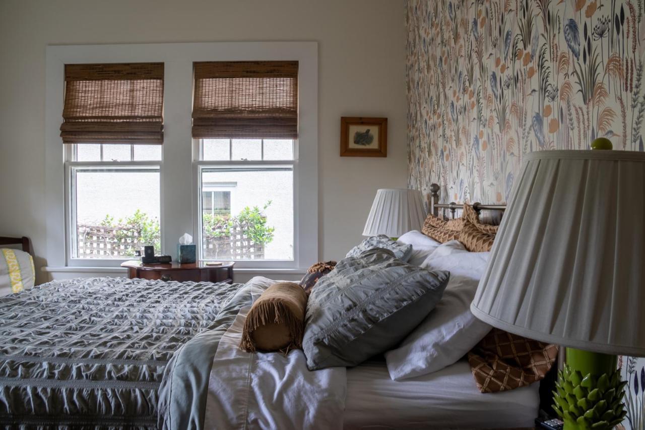 ביופורט Magnolia Court Suites מראה חיצוני תמונה